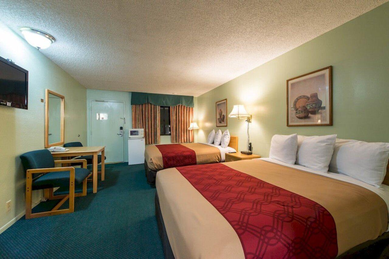 Econo Lodge Anaheim North Εξωτερικό φωτογραφία