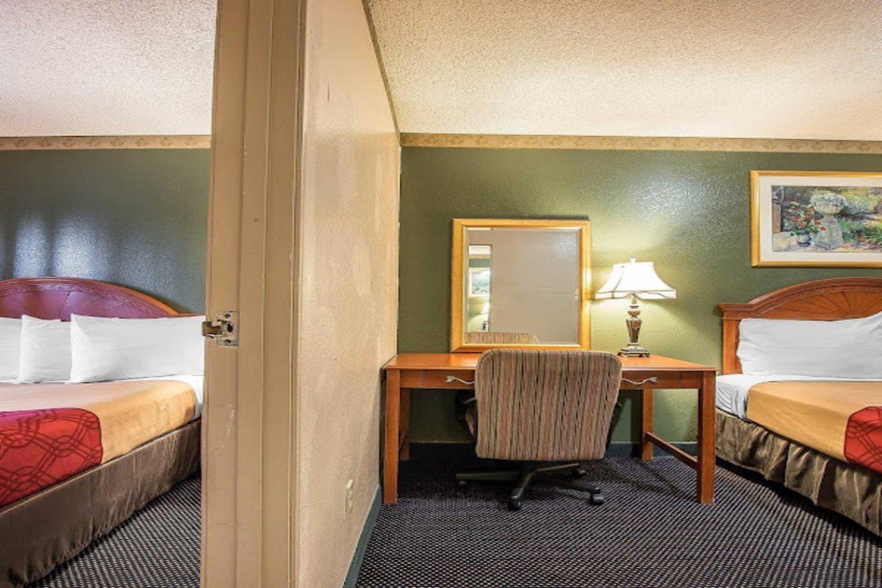 Econo Lodge Anaheim North Εξωτερικό φωτογραφία