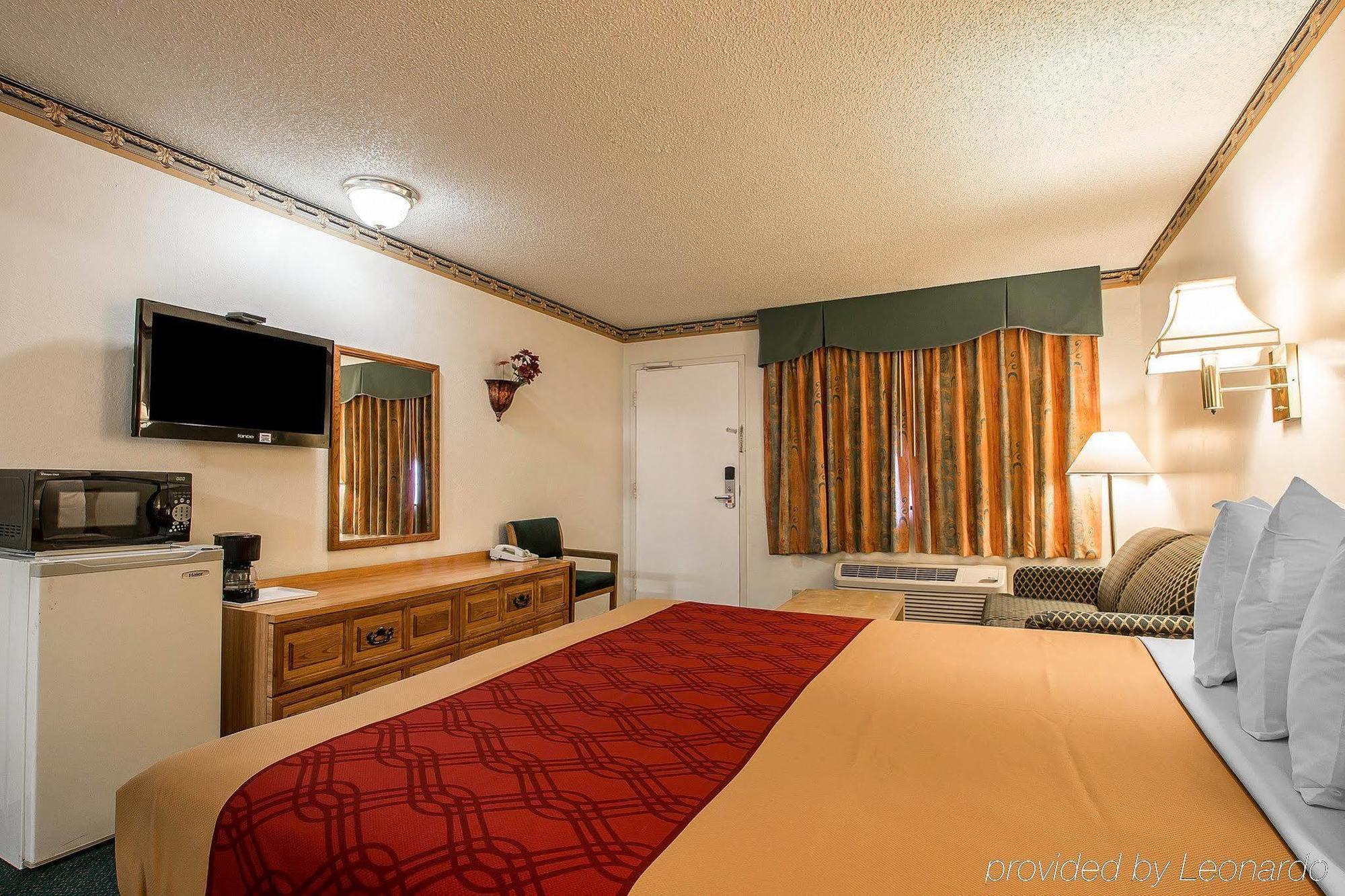 Econo Lodge Anaheim North Εξωτερικό φωτογραφία