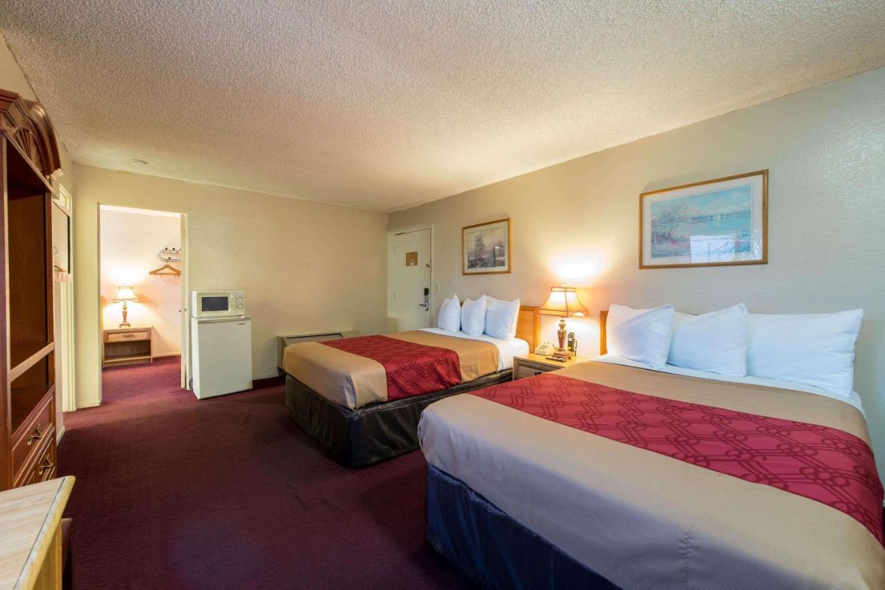 Econo Lodge Anaheim North Εξωτερικό φωτογραφία